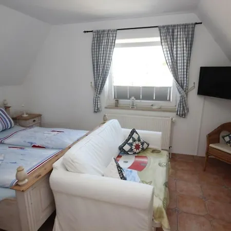 Strandhus 2 199 Grömitz